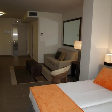 Eco Alcalá Suites-3