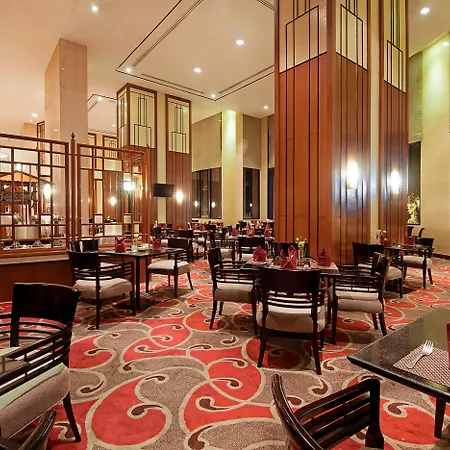 Redtop Hotel&Convention Center-3