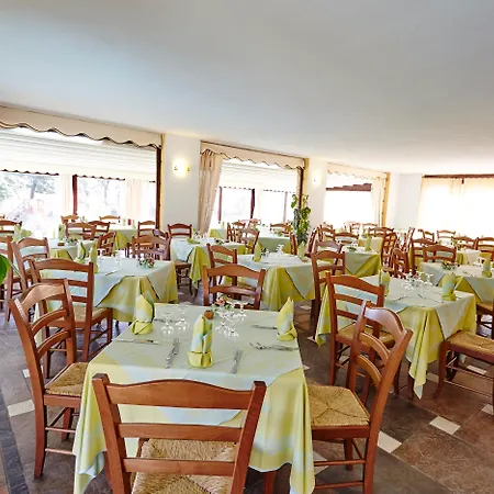 Hotel Cala Mirto-3