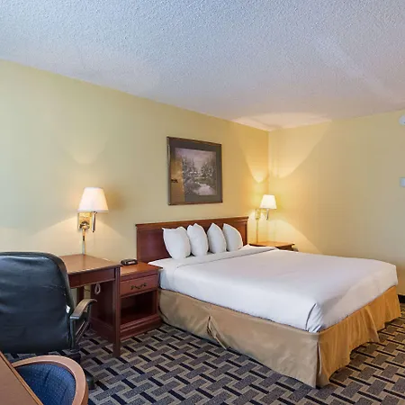 Econo Lodge-2