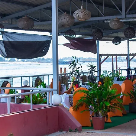Hotel Le Marly-2