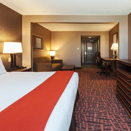 Holiday Inn Express Hotel & Suites Cheyenne By Ihg-3