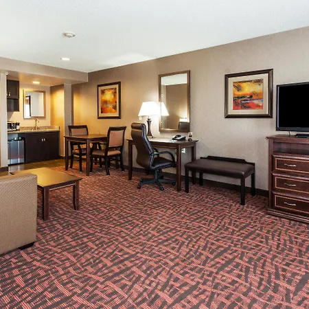 Holiday Inn Express Hotel & Suites Cheyenne By Ihg-2