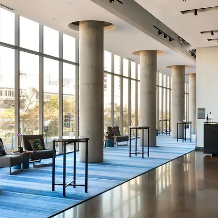 Aloft By Marriott Boston Seaport District-3