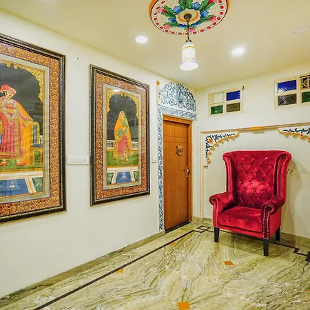 Royal Rafahiya - A Rooftop Lake View Hotel Near Lake Pichola-2