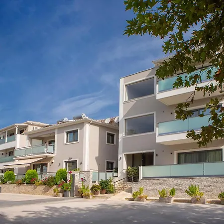 Zisis Suites-2
