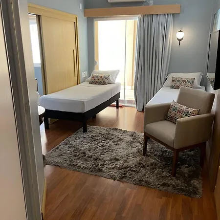 Hotel Oeste Plaza-3