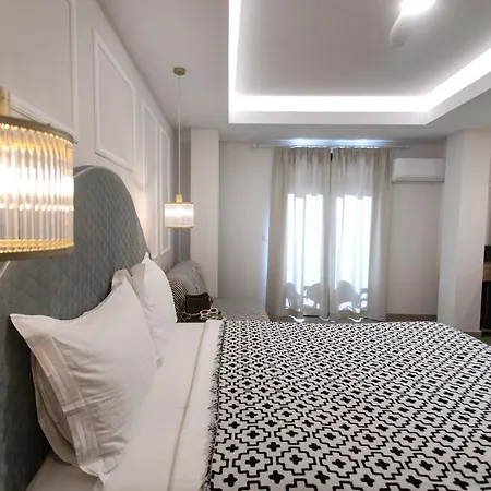 Paradise Hotel-3