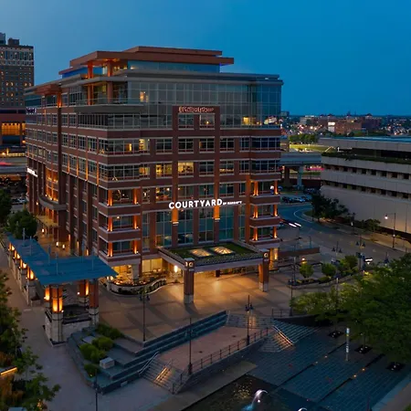 Courtyard By Marriott Buffalo Downtown/Canalside-3