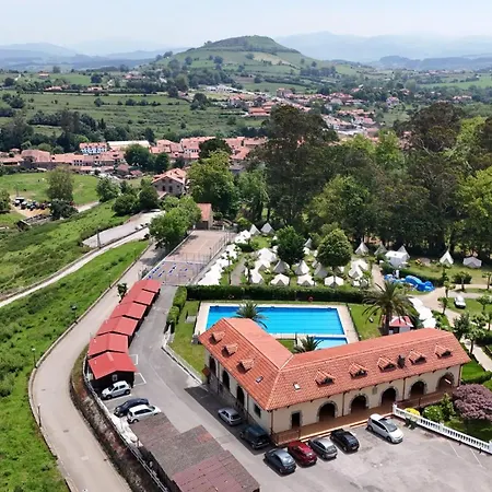 Santillana Bungalow & Glamping Resort-3