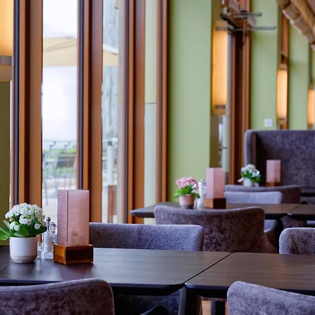 ATLANTIC Hotel Wilhelmshaven-2