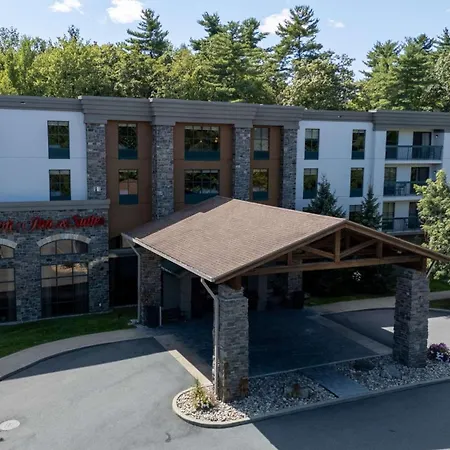 Hampton Inn & Suites Lake George-3