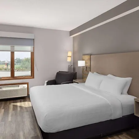 Links Bos Landen Hotel & Spa Of Pella, Trademark By Wyndham-2