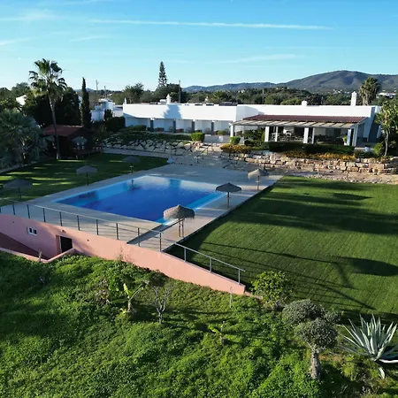 Quinta Saleiro Guesthouse-2