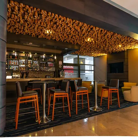 Hotel Mocawa Plaza Armenia-2
