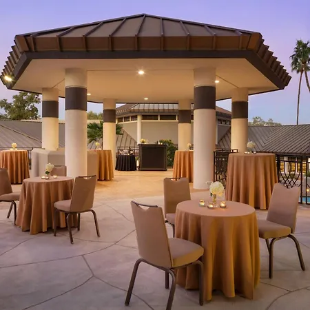 Delta Hotels By Marriott Phoenix Mesa-2