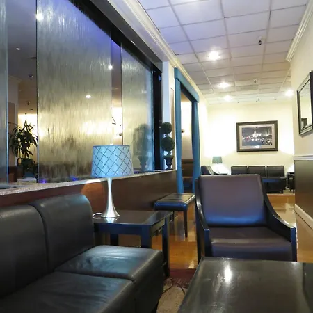 Best Western Plus Grosvenor Airport Hotel-3