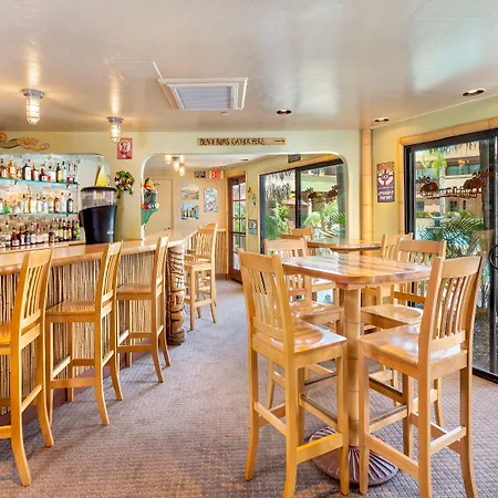 Handlery Hotel San Diego-3