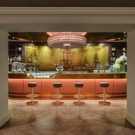 Plaza Hotel Lucchesi-3