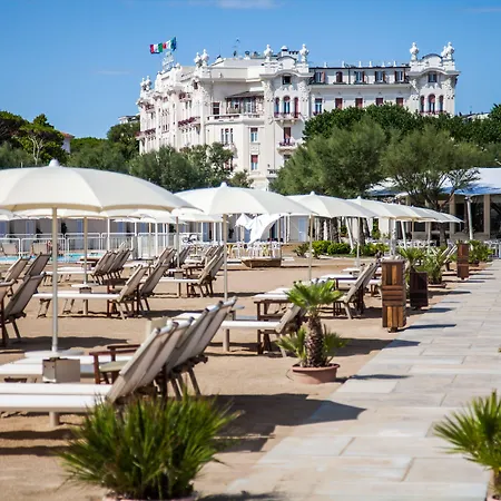 Grand Hotel Rimini-3