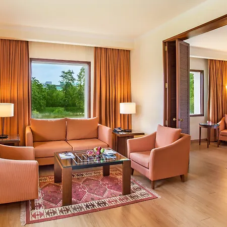 Trident Agra-2