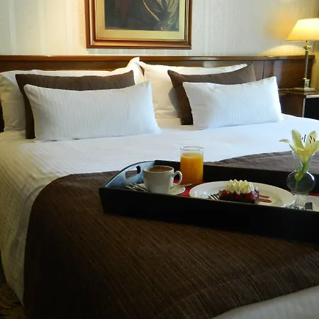 Feir'S Park Hotel & Rooftop-2