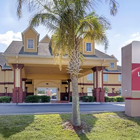 Best Western Plus Bradbury Inn And Suites-3