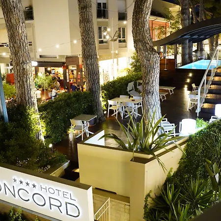 Hotel Concord - Nel Cuore Di Riccione-3