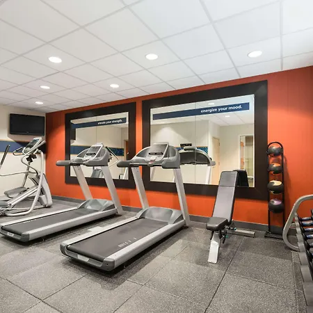 Hampton Inn & Suites Williamsburg-Central-2