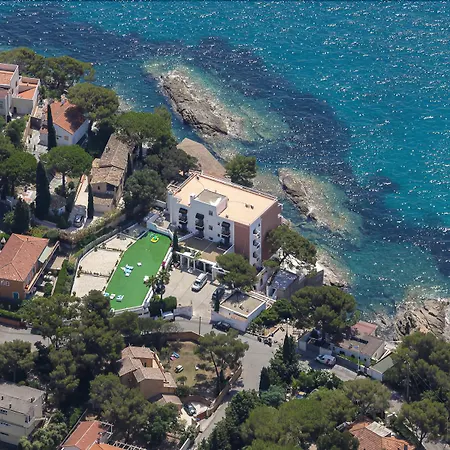 Hotel La Calanque-3