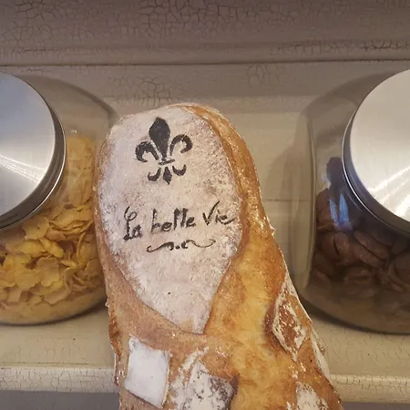 La Belle Vie B&B-2