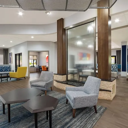 Holiday Inn Express & Suites Lexington By Ihg-3