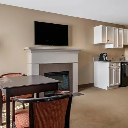 Quality Inn & Suites Quispamsis-3