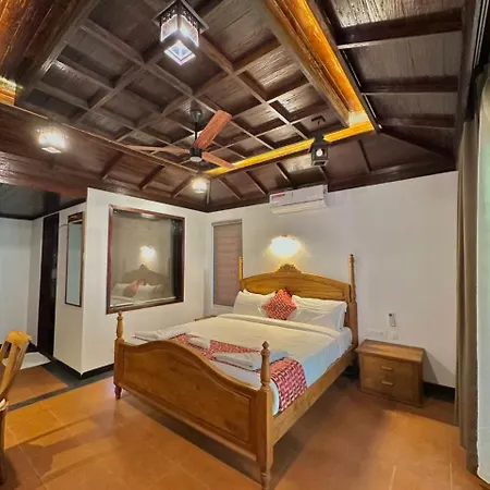 Heaven Inn Munnar-3