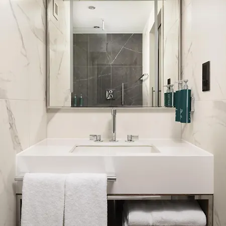 Hilton London Metropole-2