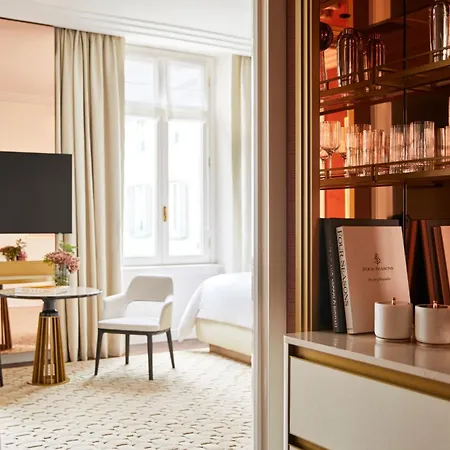 Four Seasons Hotel Milano-3