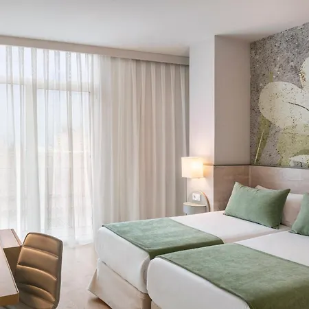 Salles Hotel Malaga Centro-3