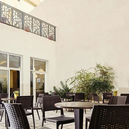 ibis Styles Marseille Gare Saint-Charles-2