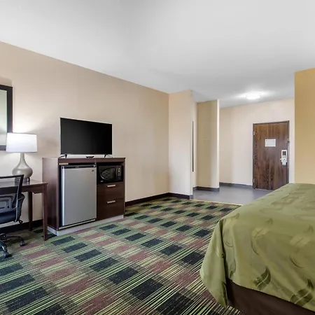 Quality Inn Cadiz-3