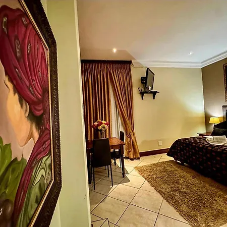 Casa Flora Guesthouse-2