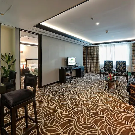 Raintree Rolla Hotel-3