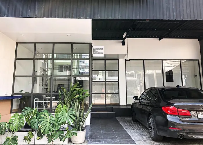 B&B only: Saffron Hill Bangkok