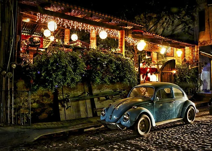 Blue Pepper Beds Sayulita