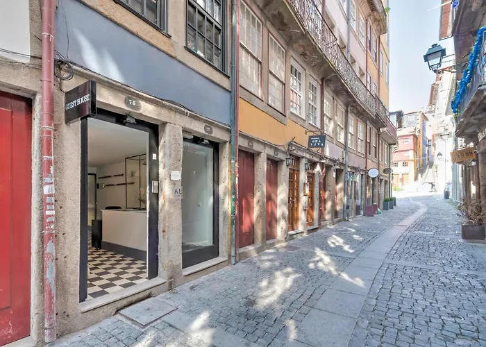 Casa de hóspedes: Oporto Street Fonte Taurina - Riverfront Suites (Adults Only)
