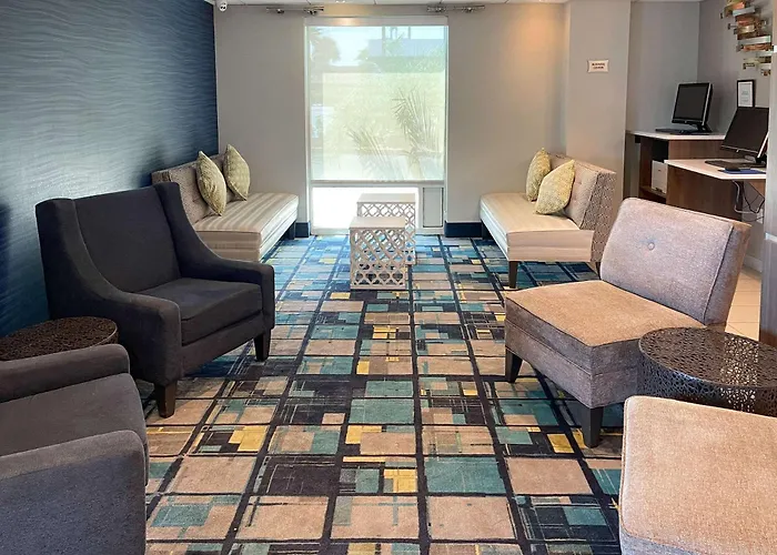 Dog friendly hotels Comfort Inn & Suites Melbourne-Viera