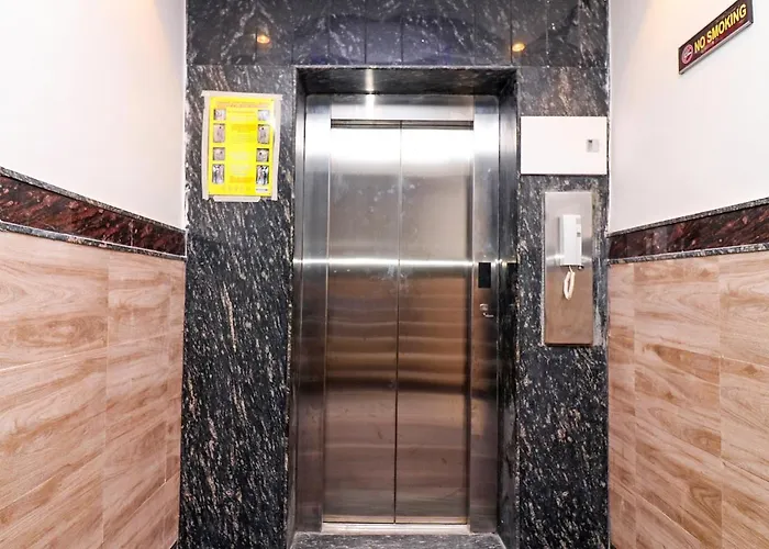 Hotels Close to Airport Fabhotel Olivia Suite