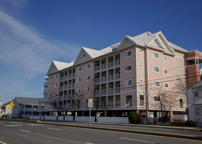 Vacation rental: Americana Condos 10Th Street