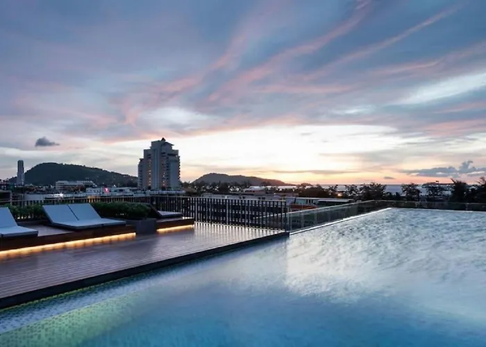 Waterpark hotel: The Deck Patong By Vip
