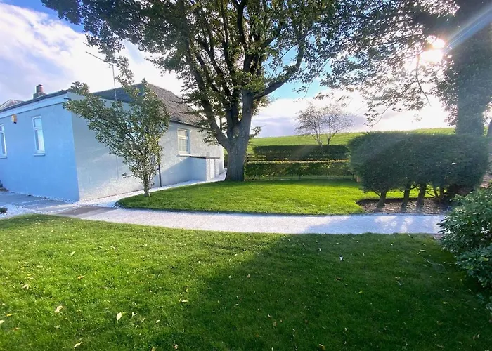 Pet Friendly hotel: The Old Toll House