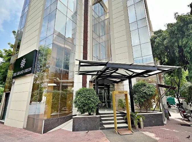 Luxury hotel only: The Grand Orion - Greater Kailash
